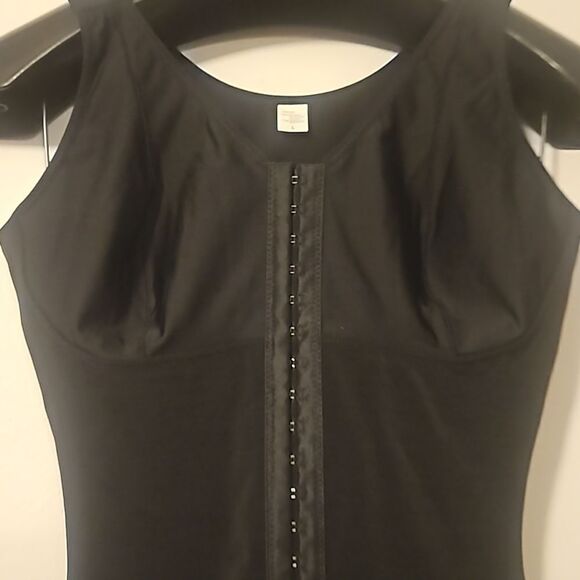 Shapewear unbranded bodyshape with lace hem - Picture 3 of 8